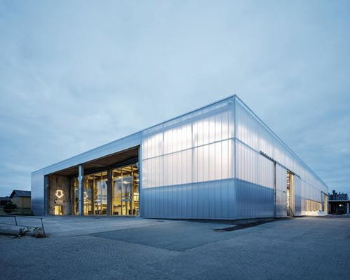 廢棄廠房變身網(wǎng)紅運(yùn)動(dòng)打卡地 外國成功案例及其日用百貨啟示